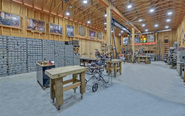 99 Cranes Creek Dr, Hartwell, GA 30643