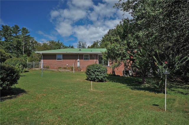 606 N Catherine St, Walhalla, SC 29691 - view of yard