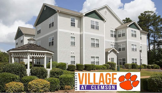 108 University Village Dr Unit J, Central SC, 29630, 4 bedrooms, 4 baths condo for sale