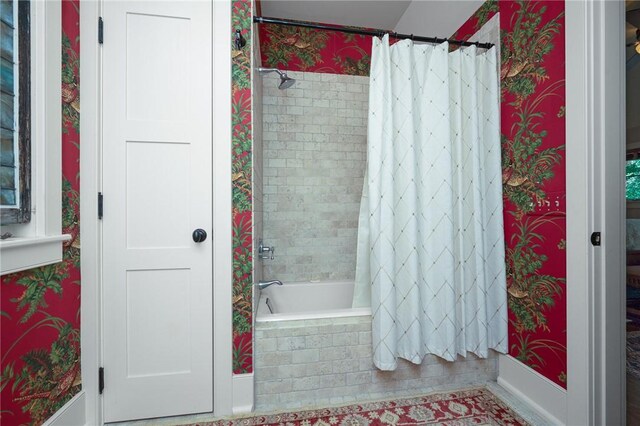 202 Passion Flower Way, Sunset, SC 29685 - bathroom with tiled shower / bath and wallpapered walls