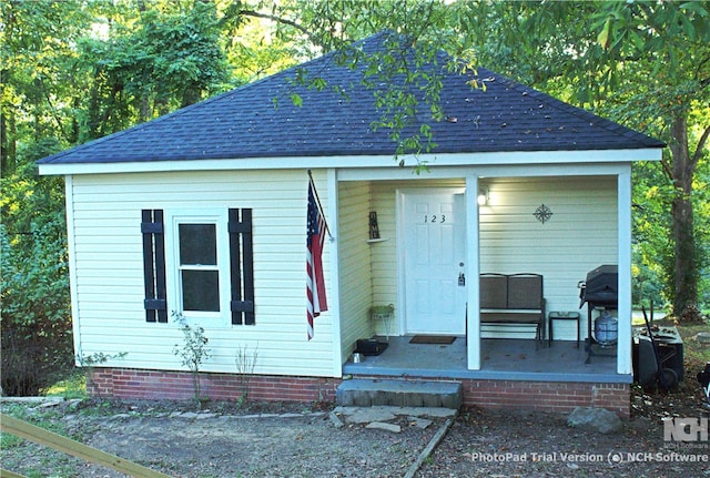 view of outbuilding