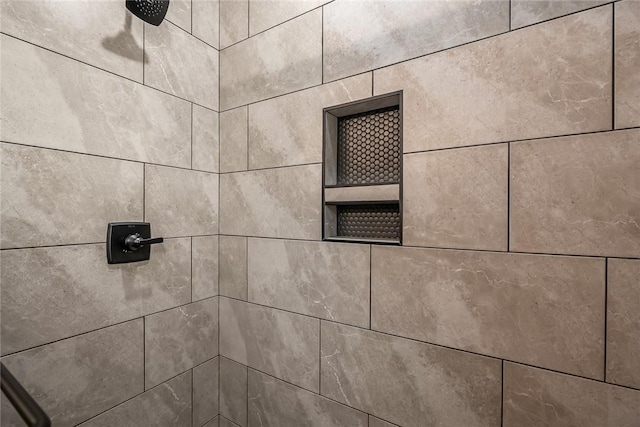156 Grand Oak Cir, Pendleton, SC 29670 - room details with tiled shower