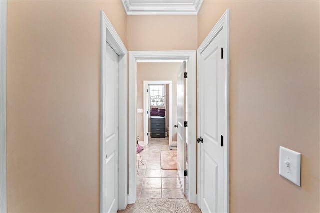516 Serria Way, Seneca, SC 29678 - corridor featuring crown molding, baseboards, and light tile patterned floors