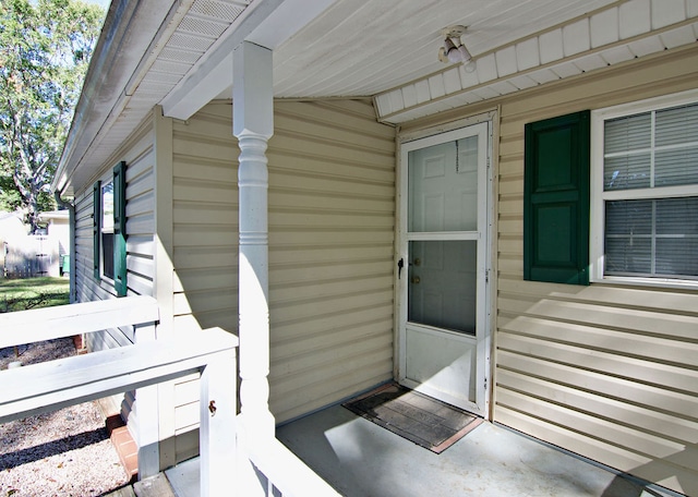 view of entrance to property