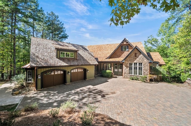 view of front of house featuring a garage