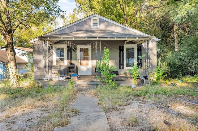 bungalow-style house with a porch