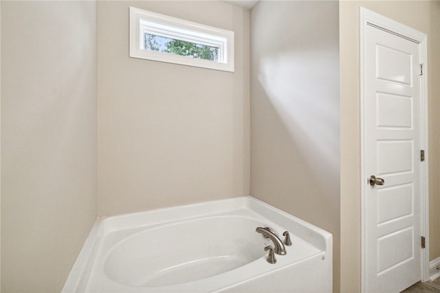 bathroom featuring a bathtub