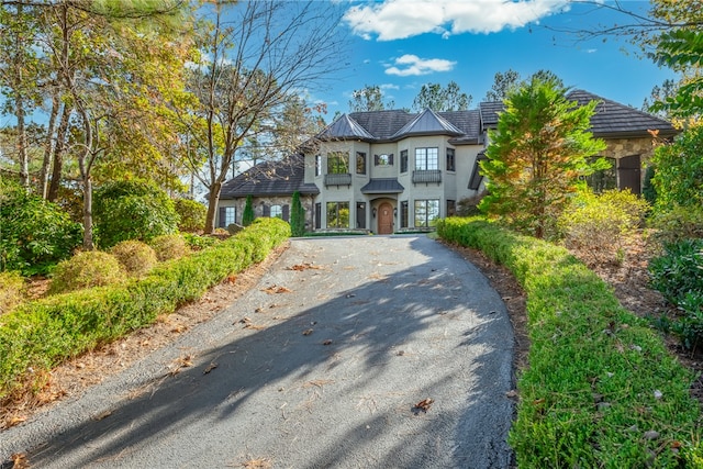 view of front of house