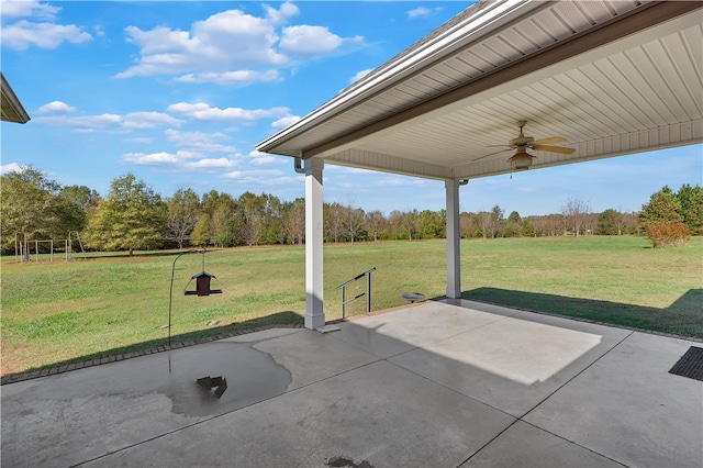 view of patio with ceiling fan