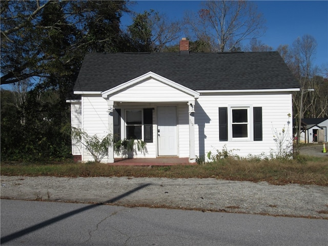 view of front of property