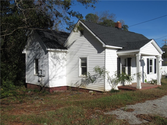 view of home's exterior