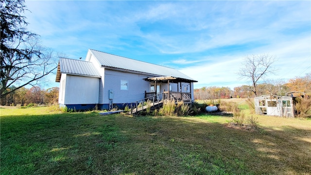 exterior space with a lawn