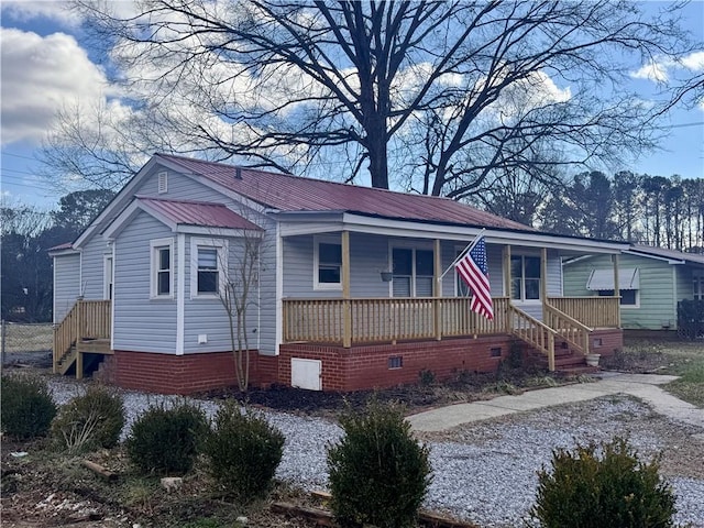 view of front facade featuring covered porch