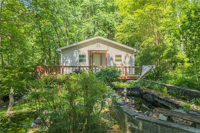 view of front of home featuring a deck