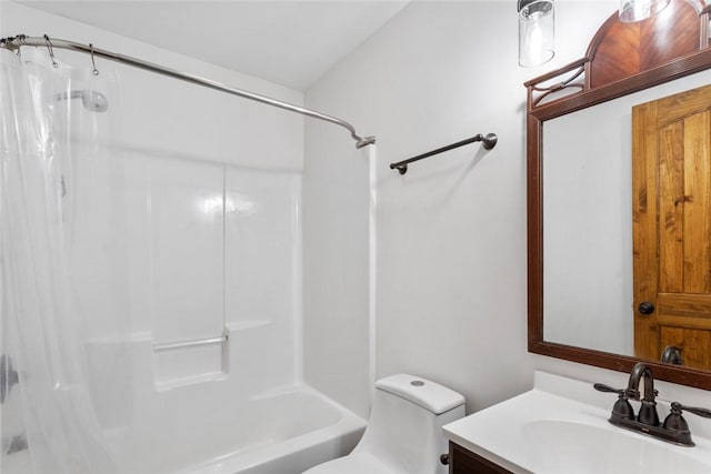 full bathroom featuring vanity, toilet, and shower / tub combo with curtain