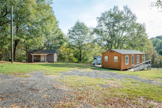 1401 Lebanon Rd, Pendleton, SC 29670 - view of grassy yard with an outdoor structure