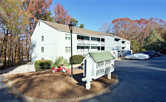 view of front of house