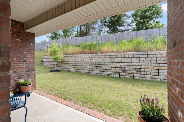 view of yard with a patio