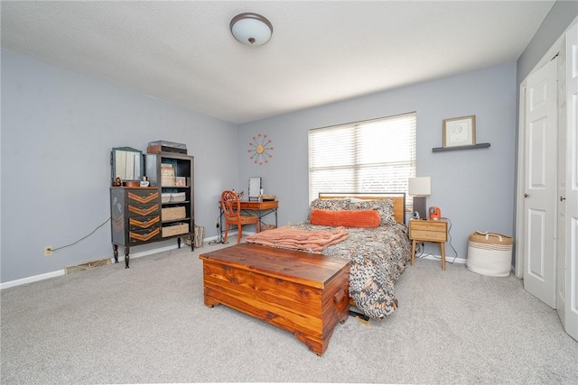 bedroom with carpet flooring