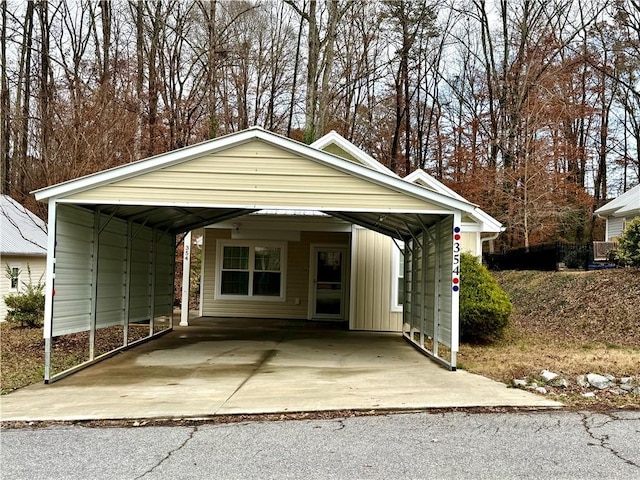 view of front of house with a carport