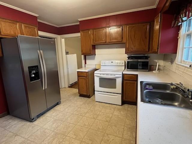 2507 Poinsett Hwy, Greenville, SC 29609 - photo 12