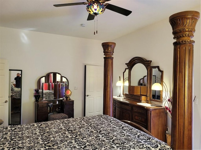 bedroom featuring ceiling fan