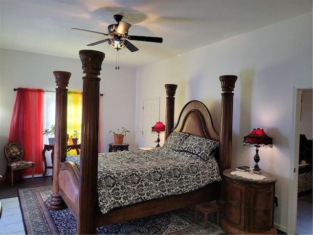 bedroom with a ceiling fan