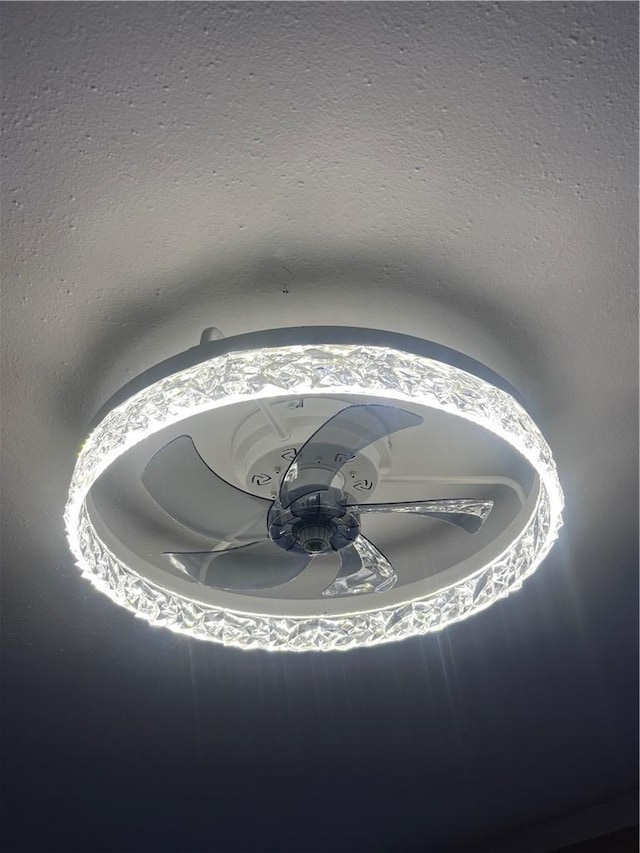 details with ceiling fan