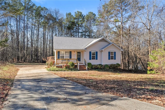 view of front of property with covered porch