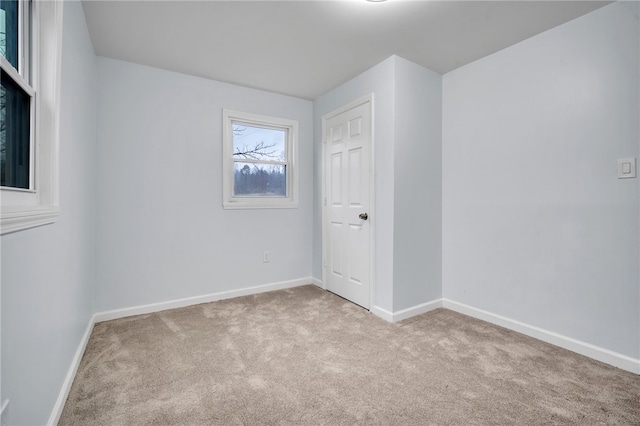 view of carpeted spare room