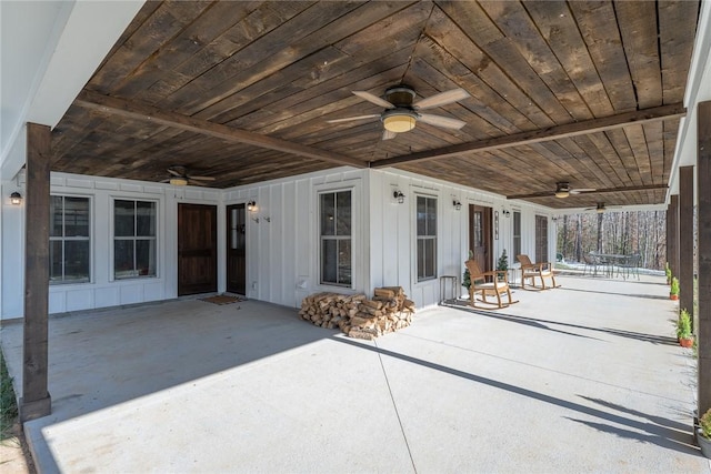 view of patio featuring ceiling fan