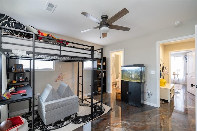 bedroom with ceiling fan