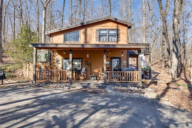 view of front of house with covered porch