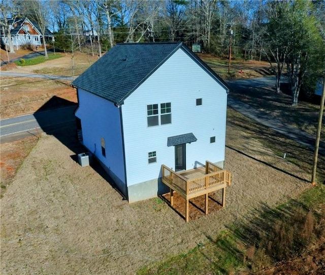 exterior space with a lawn