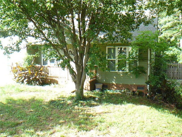 215 Maple Dr, Anderson, SC 29621 - photo 4