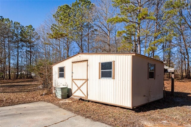 view of outbuilding