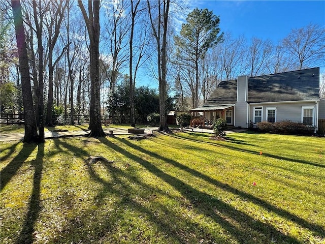 view of yard with a patio