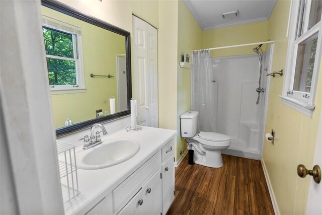 6 Ivy Ct, Seneca, SC 29678 - bathroom with toilet, a shower with curtain, wood-type flooring, ornamental molding, and vanity