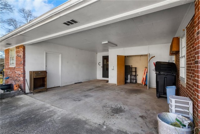 109 Pine Tree Ln, Anderson, SC 29625 - view of garage