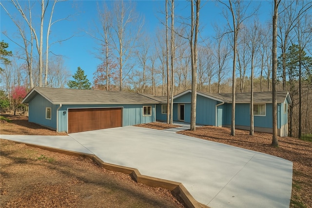24 Mainsail Dr, Salem, SC 29676 - view of front of property with driveway and a garage