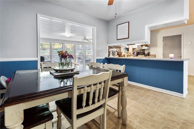 dining room with ceiling fan