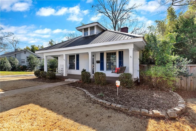 view of front of house featuring covered porch