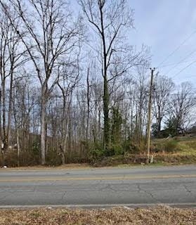 Listing photo 3 for LOT2 Kaye St, Seneca SC 29678