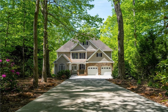 view of front of property featuring a garage