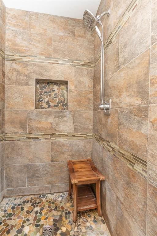 interior details with tiled shower