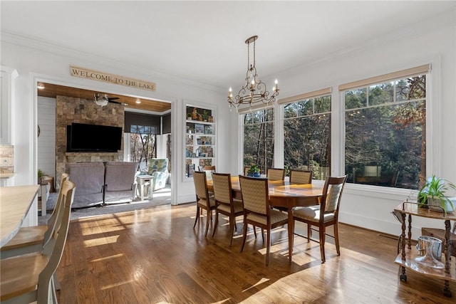 800 Mirror Lake Ct, Salem, SC 29676 - dining space featuring crown molding, hardwood / wood-style floors, and an inviting chandelier