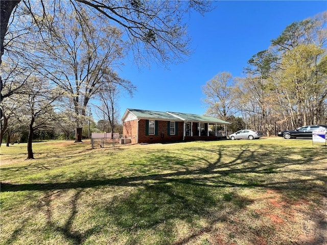 exterior space featuring a front lawn