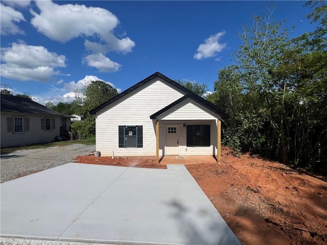307 Hunter St, Seneca, SC 29678 - photo 2
