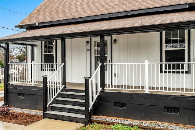 property entrance featuring covered porch