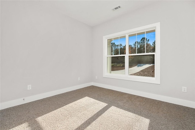 view of carpeted spare room